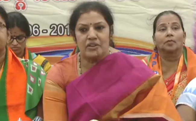 Purandeswari Slams TDP Over Polavaram Project - Sakshi