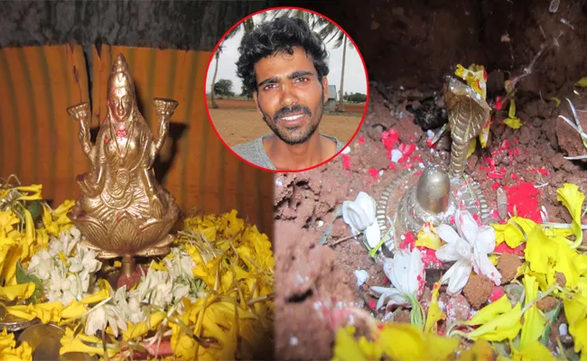 Hidden Statues Found In Kurnool - Sakshi