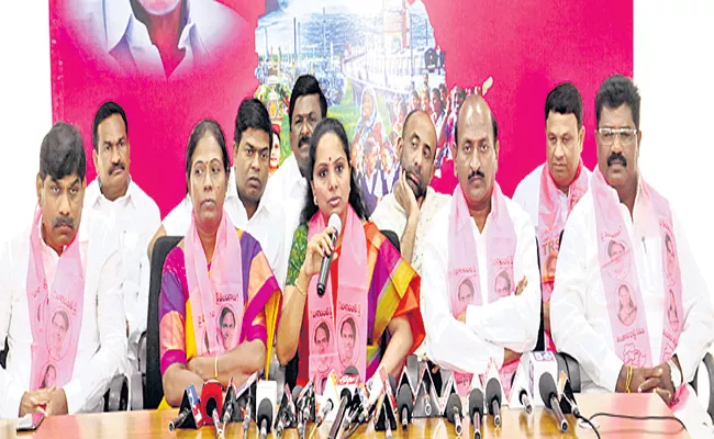 TRS Leaders Complaint Against D Srinivas In Telangana - Sakshi