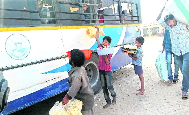 Child Labour In Kamareddy - Sakshi