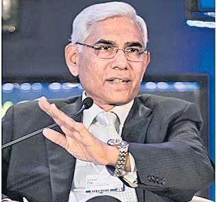 Indian team management to decide whether Yo-Yo test results are to be made public or not, says CoA chief Vinod Rai - Sakshi