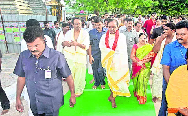 This Is The Fourth Time Kcr Coming To Mahabubnagar  - Sakshi