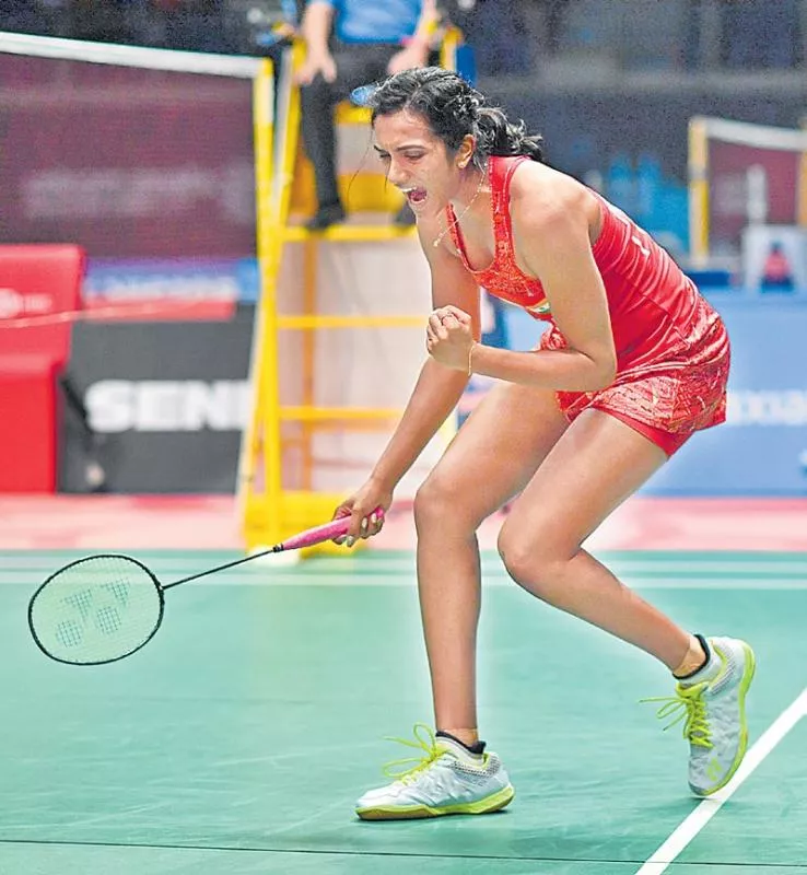 PV Sindhu, Kidambi Srikanth reach semi-finals - Sakshi