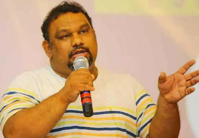 Case Filed Against Kathi Mahesh Over His Controversial Comments on Srirama - Sakshi