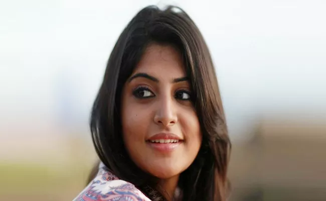 manjima mohan Riomance With Gautham Karthik In Her Next Movie - Sakshi