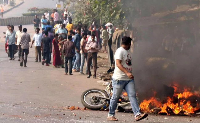 Four Dalits Arrested In Connection With Bhima-Koregaon Violence - Sakshi