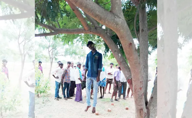 Studnt Commits Suicide In Prakasam - Sakshi