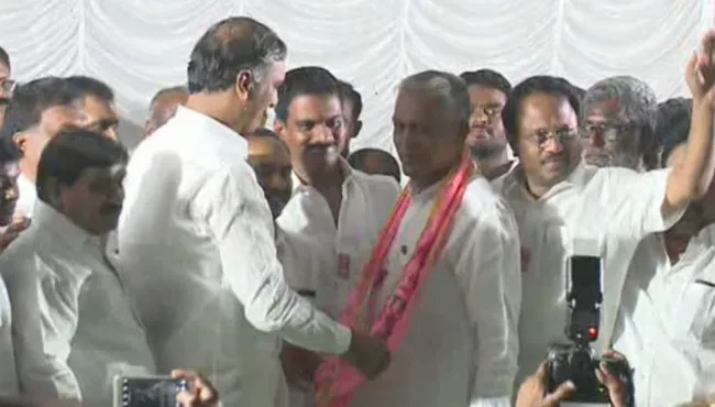 MLC Damodar Reddy Joins TRS - Sakshi