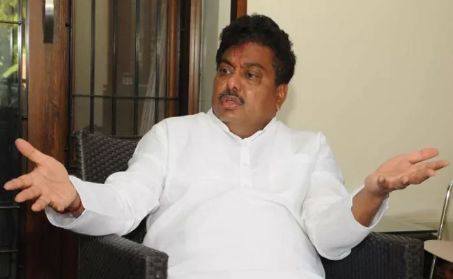 Congress Leader MB Patil Still Unhappy Says On CM Kumaraswamy - Sakshi