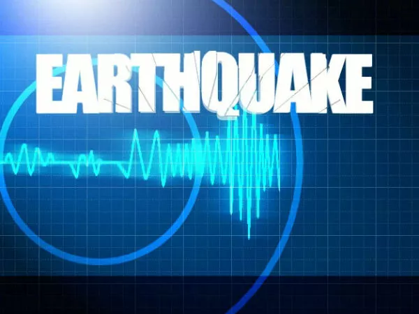 Tremors With 4.0 Magnitude Felt In Delhi - Sakshi