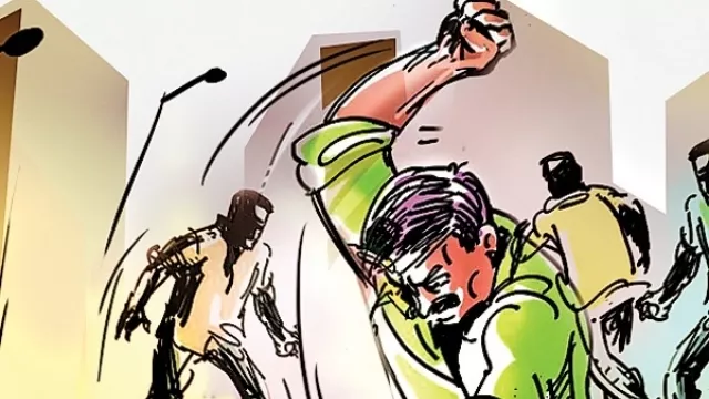 Child Lifting Rumour Kills Five In Dhule Village - Sakshi