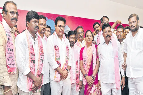 Minister KTR Fires on Congress - Sakshi