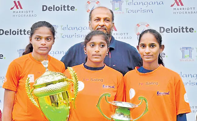 Lalit, Gowtham won regatta championships - Sakshi