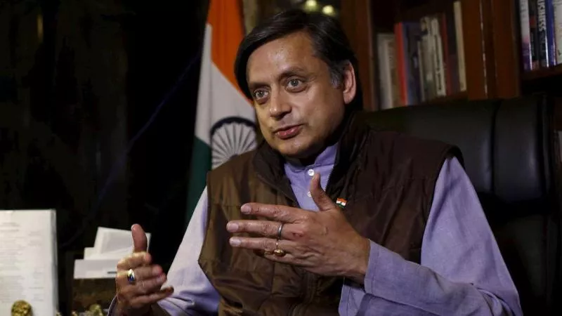 Shashi Tharoor Defended His Controversial Remark On Bjp - Sakshi