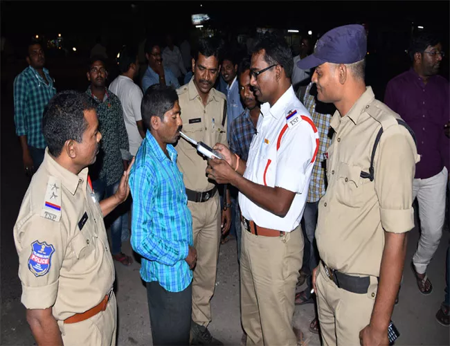 Drunk And Drive Cases In  Adilabad - Sakshi