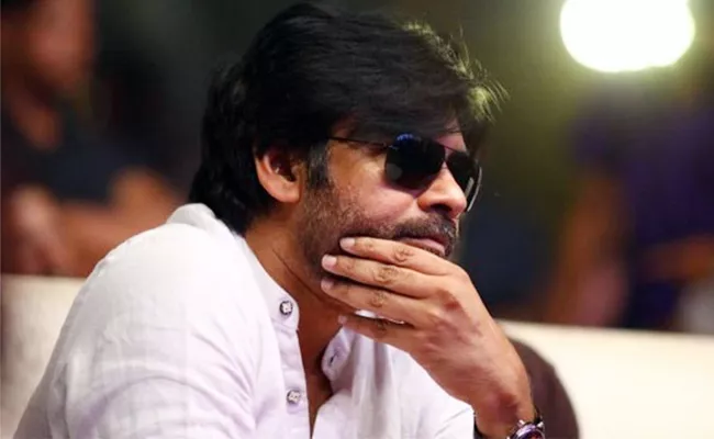 Pawan Kalyan Eye Surgery Completed in Hyderabad - Sakshi