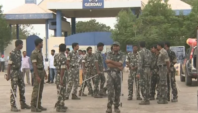 High Tension At Tadipatri Gerdau Steel Factory - Sakshi