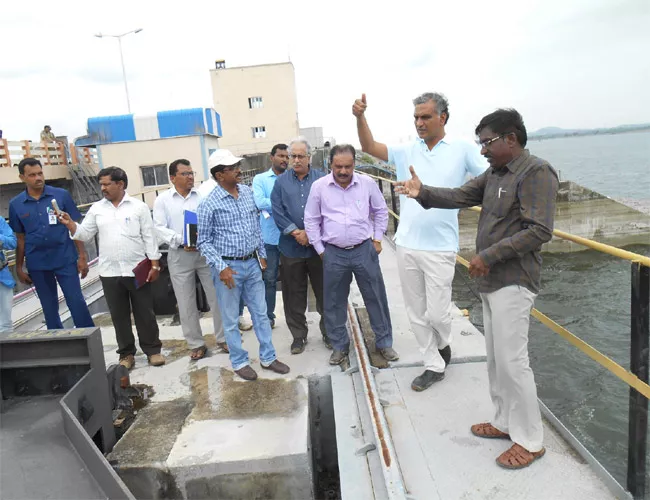 Harish Rao Inspects Kaleshwaram Project Works - Sakshi