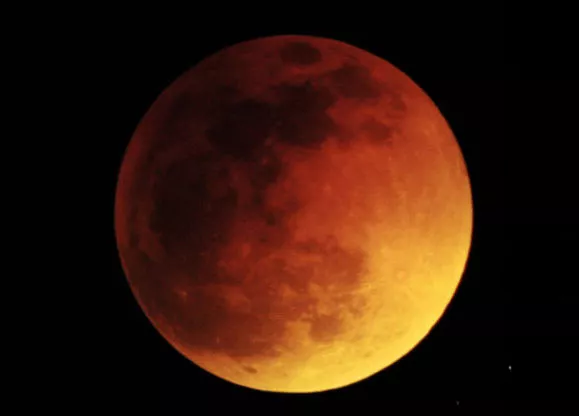  Supermoon total lunar eclipse - Sakshi