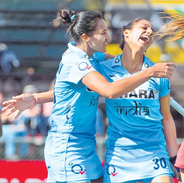 Women's International Hockey Tournament win the first match - Sakshi