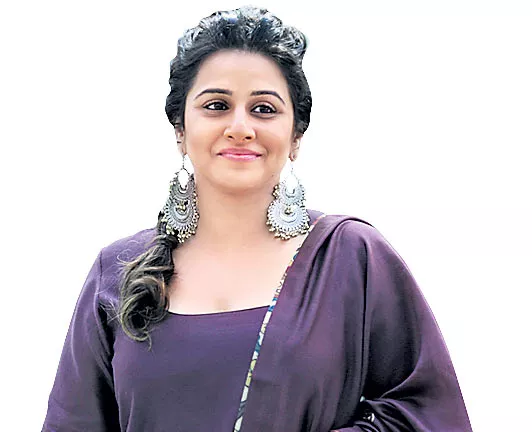 Vidya Balan give her nod to the Hindi remake of Tamil film '36 Vayadhinile' - Sakshi