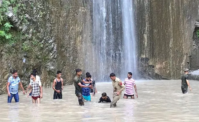 Rocks Fell Off Hill In Siar Baba Waterfall In Jammu - Sakshi