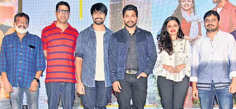 Allu Arjun at Vijetha Movie Successmeet - Sakshi