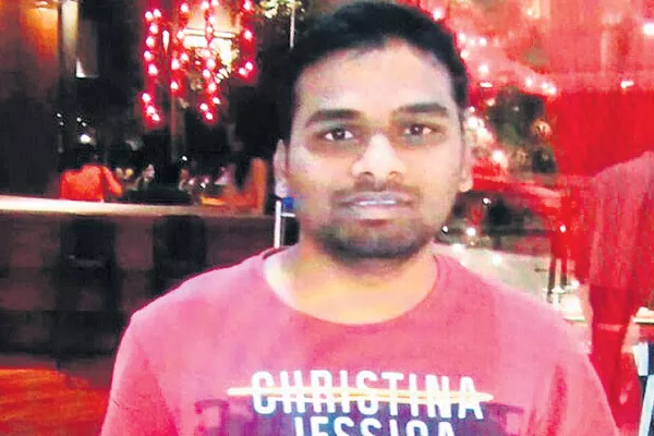 Software engineer missing at waterfalls - Sakshi