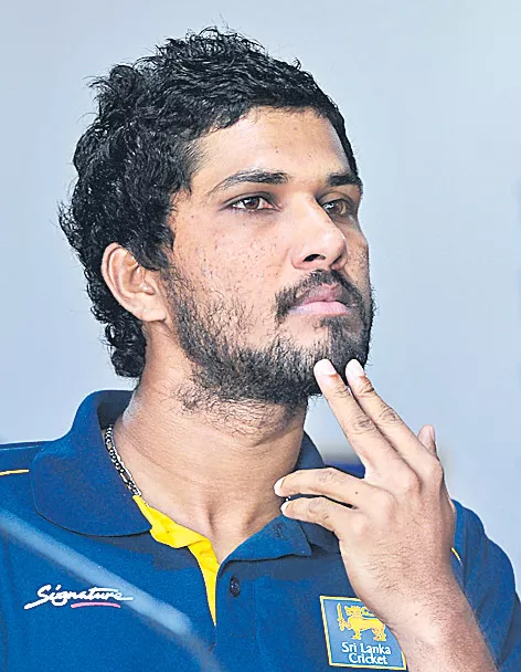 Lanka captain and coach suspension - Sakshi