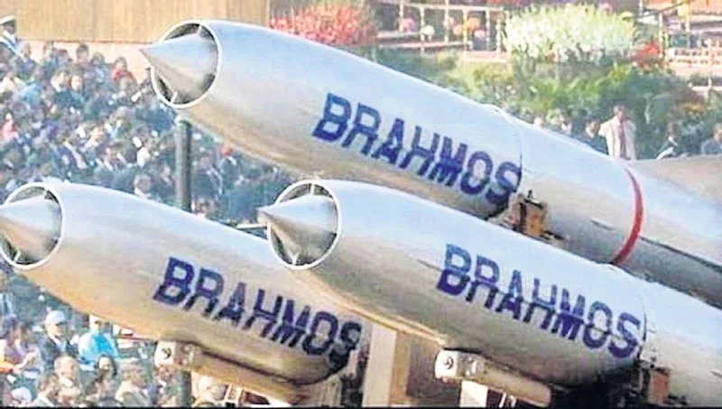 Supersonic cruise missile BrahMos successfully test fired - Sakshi