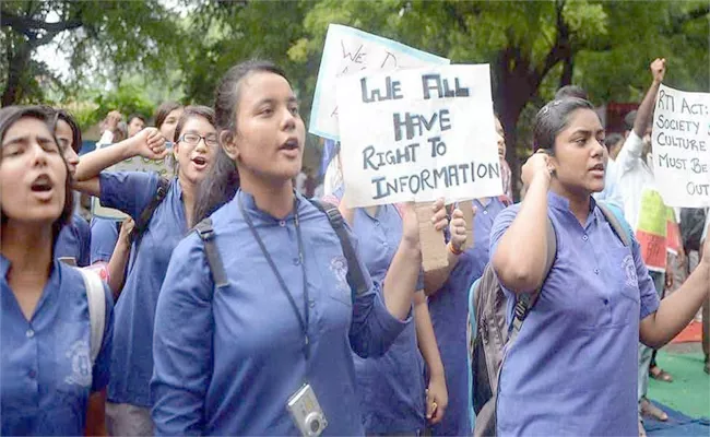 Activists Say Centre Proposed Amendments Will Weaken RTI Act - Sakshi