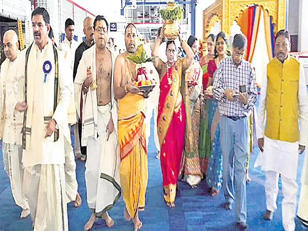 Telangana Bonalu Festival In America - Sakshi