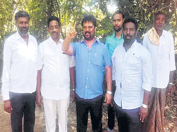 Ration Dealers Protest In Medak - Sakshi