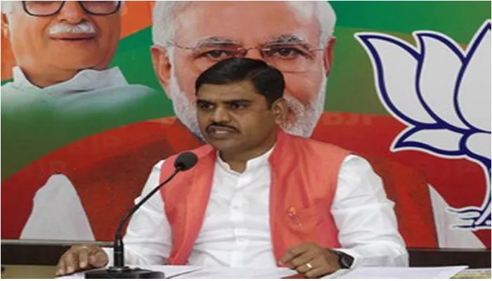 BJYM AP President Vishnuvardhan Reddy Slams TDP Government Regarding Steel Factory Issue - Sakshi