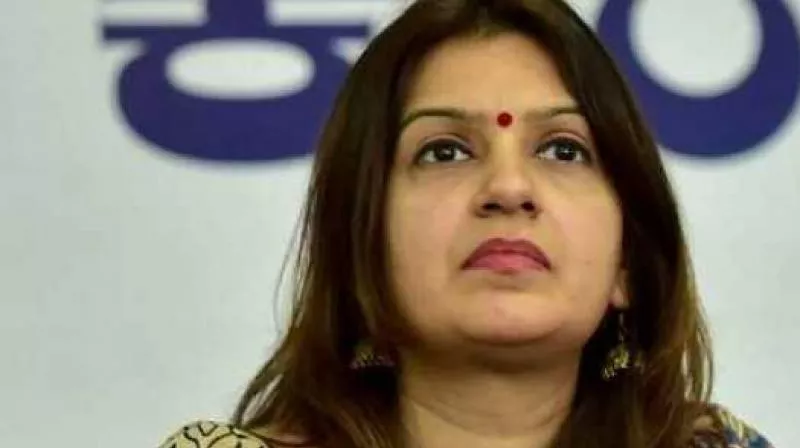 Congress Spokesperson Priyanka Chaturvedi Gets Rape Threats  - Sakshi