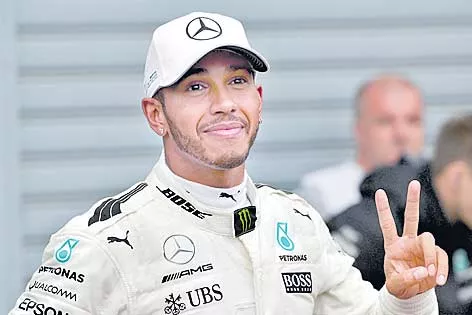 Lewis Hamilton refuses to deny Ferrari attempted to poach him - Sakshi