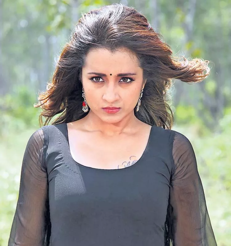 Trisha's Mohini to release on July 27 - Sakshi