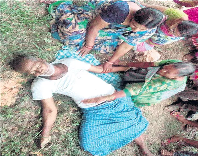 Farmer Commits Suicide In Ranga Reddy - Sakshi