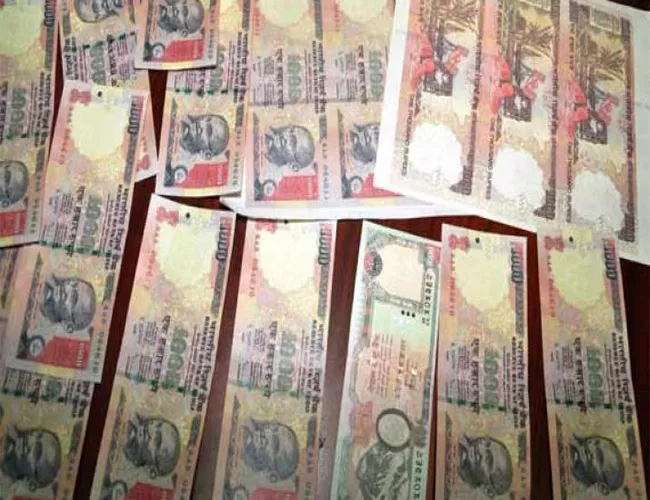 Fake Currency Gang Arrested In Karimnagar - Sakshi