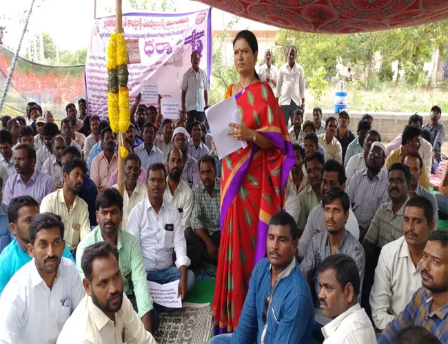 MLA DK Aruna Slams TRS Government Mahabubnagar - Sakshi