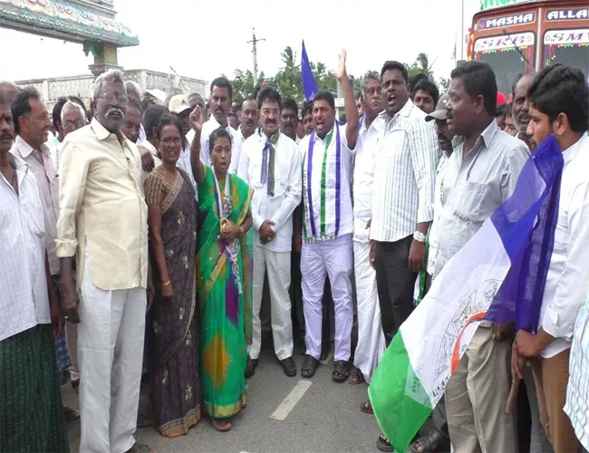 Bandh Success MLA Mekapati Chandrasekhar Reddy Nellore - Sakshi