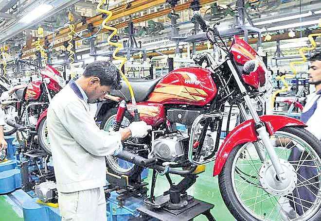 Hero MotoCorp posts Q1 PAT at Rs 909 cr - Sakshi