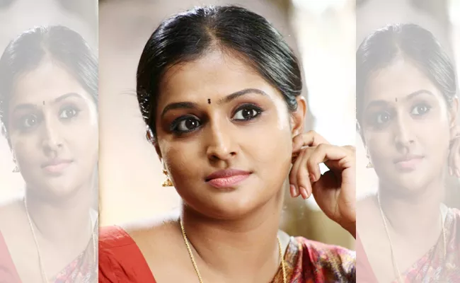 High Court Break To Ramya Nambeesan Movie - Sakshi