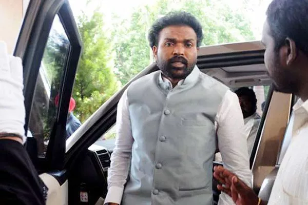 BJP MLA  Sriramulu Demands Separate State For North Karnataka - Sakshi