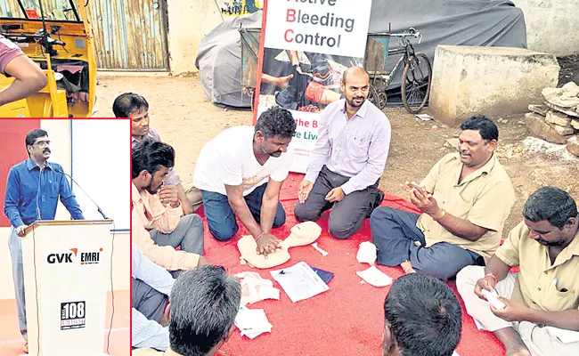 Awareness On Bleeding control treatment For Road Accident People - Sakshi