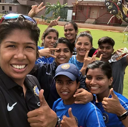 Indian womens team takes a leaf out of mens team - Sakshi