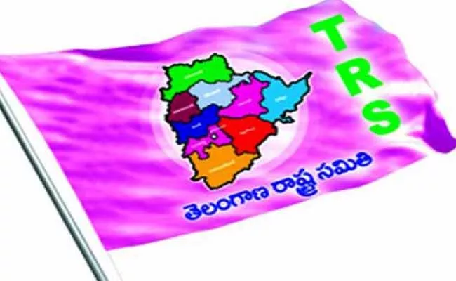 Group Fighting Among TRS Leaders In Kothagudem - Sakshi