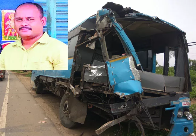 RTC Bus Car Accident In Khammam - Sakshi