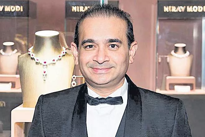 Interpol issues Red Corner Notice against jeweller Nirav Modi in PNB scam - Sakshi