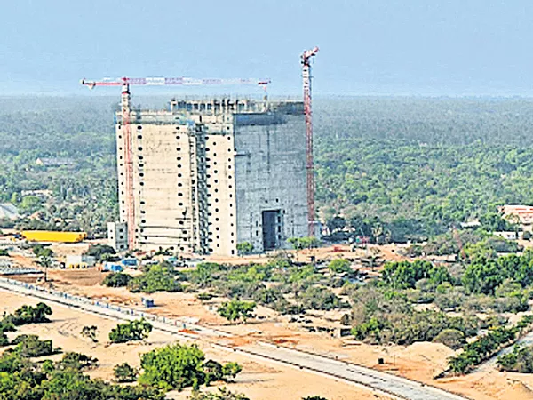 Massive experiments from ISRO - Sakshi